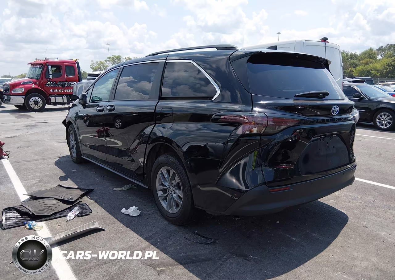TOYOTA SIENNA XLE VIN:5TDYRKEC9PS164734 - 3