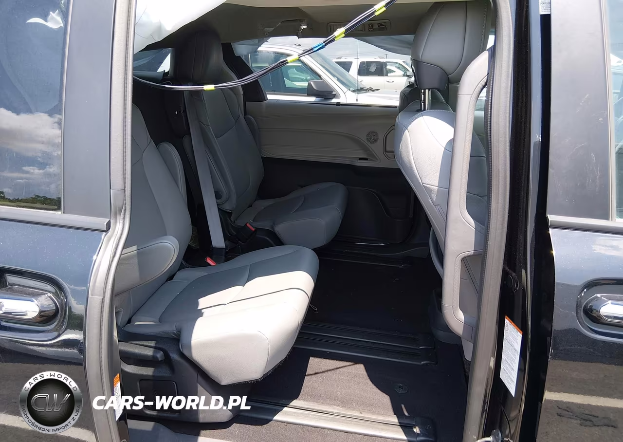 TOYOTA SIENNA XLE VIN:5TDYRKEC9PS164734 - 8