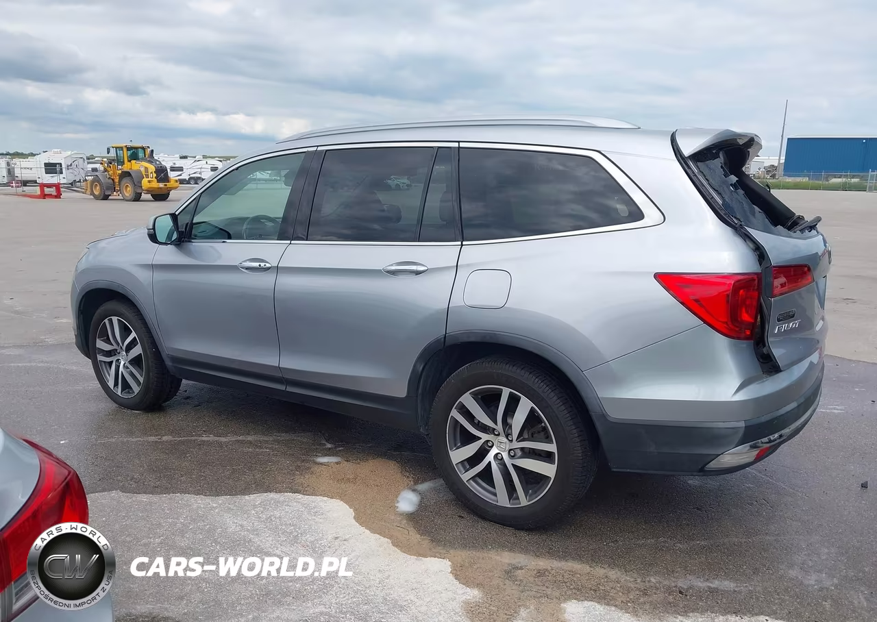 2017 Honda Pilot Touring VIN:5FNYF6H96HB076133 - 14