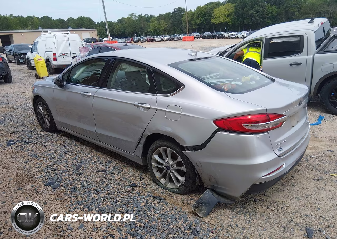 2019 Ford Fusion Se VIN:3FA6P0HD7KR192961 - 3