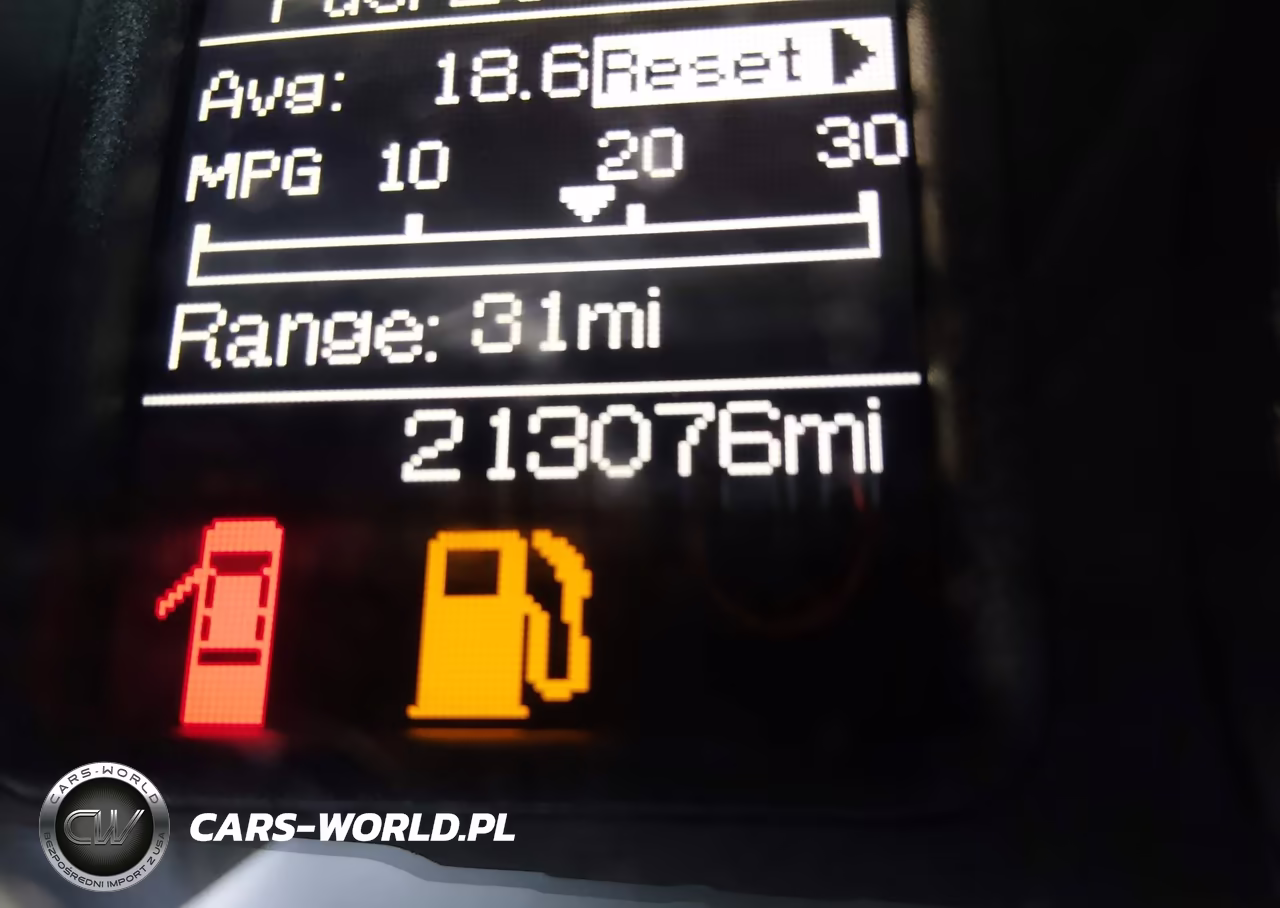 2018 Ram 1500 Slt 4X2 6'4 Box VIN:1C6RR6GG4JS132257 - 15