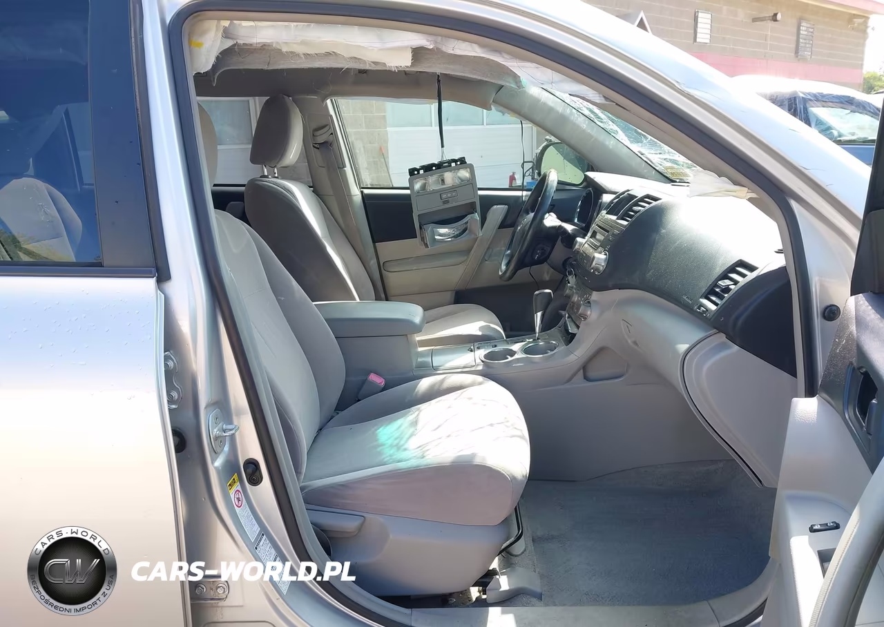 2010 Toyota Highlander Base V6 VIN:JTEBK3EH4A2155347 - 5