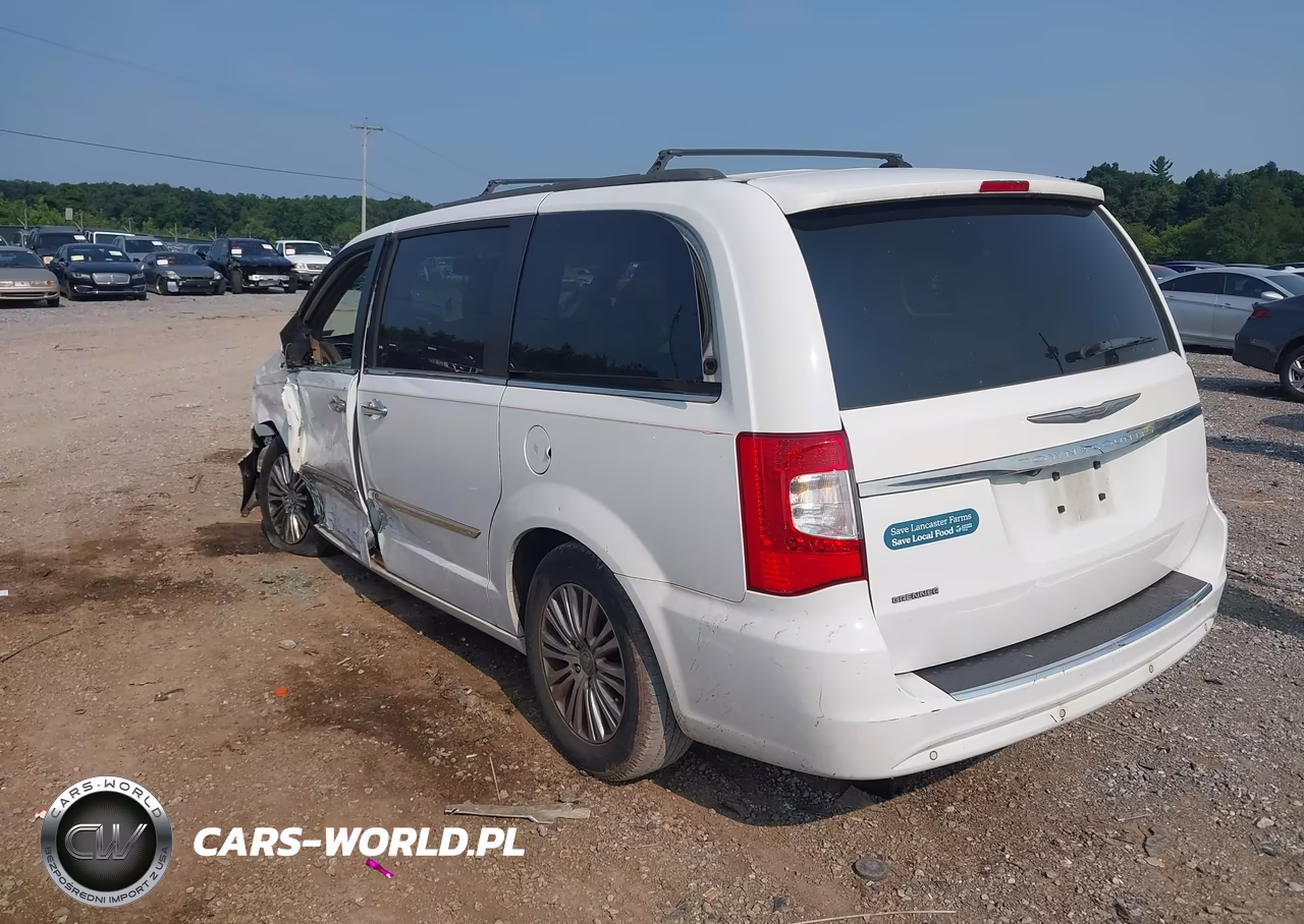2013 Chrysler Town & Country Touring-L VIN:2C4RC1CG1DR820161 - 3