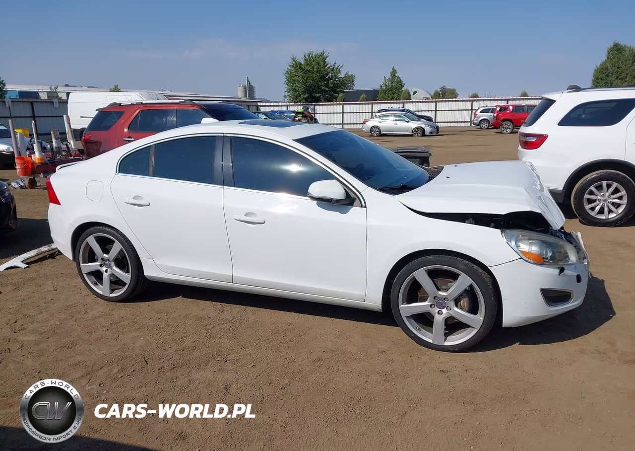 2012 Volvo S60 T5 VIN:YV1622FS8C2040466 - 14