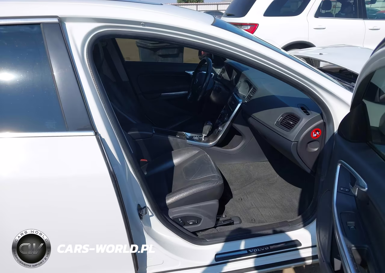 2012 Volvo S60 T5 VIN:YV1622FS8C2040466 - 5