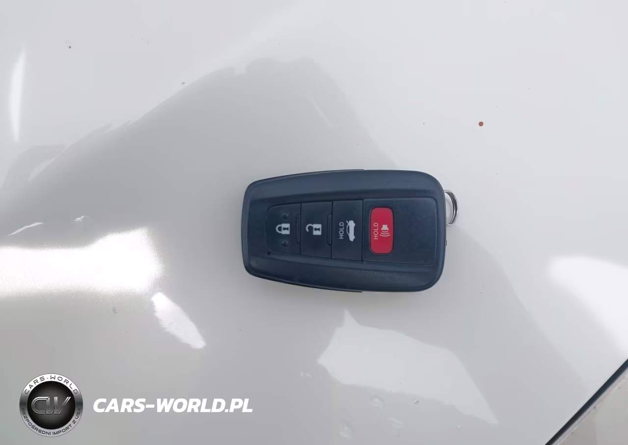 2020 Toyota Corolla Hybrid Le VIN:JTDEBRBE0LJ007607 - 11