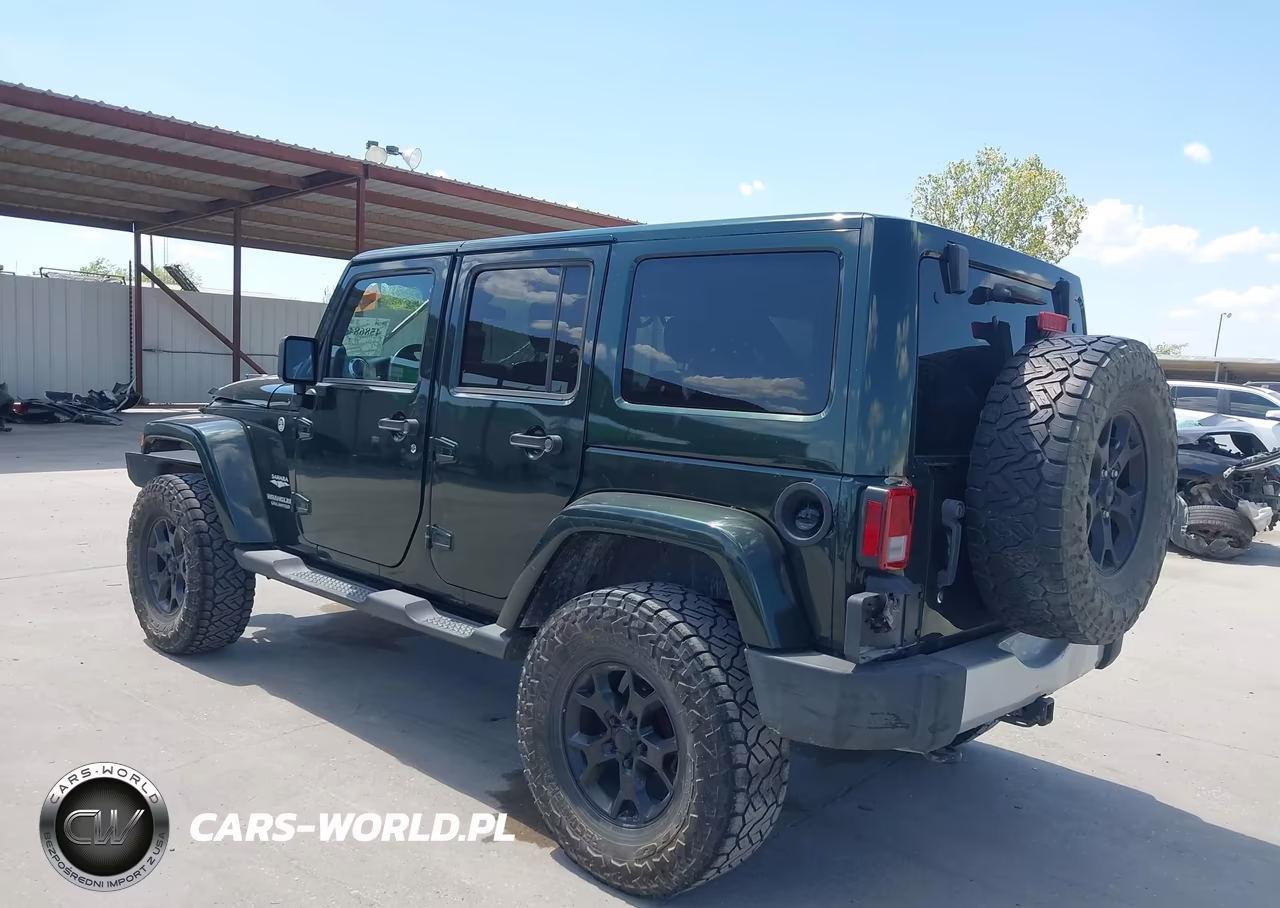 2011 Jeep Wrangler Unlimited Sahara VIN:1J4BA5H16BL595688 - 3