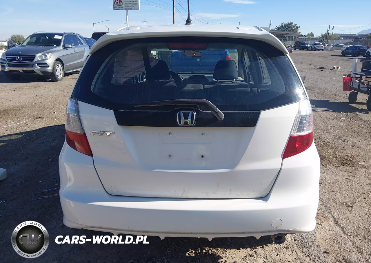 2009 Honda Fit Sport VIN:JHMGE88459S072981 - 16