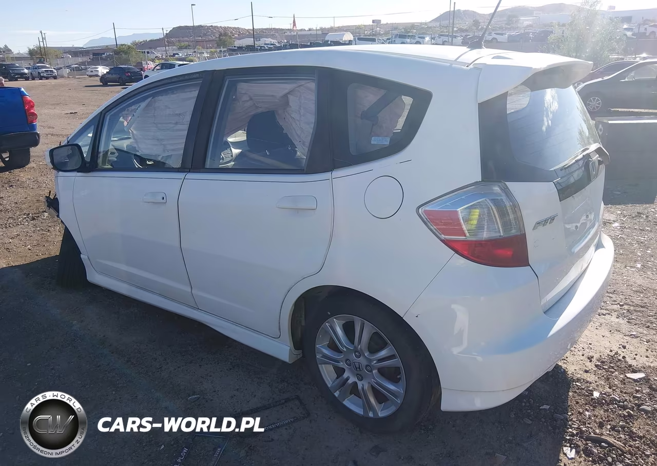 2009 Honda Fit Sport VIN:JHMGE88459S072981 - 3