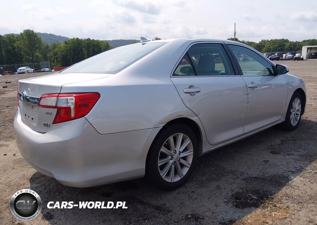 2014 Toyota Camry Hybrid Xle VIN:4T1BD1FK5EU116981 - 4