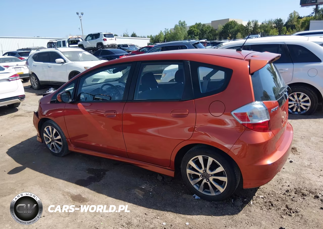 2012 Honda Fit Sport VIN:JHMGE8H67CC024563 - 14