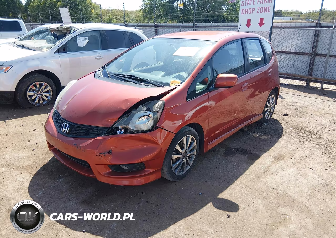 2012 Honda Fit Sport VIN:JHMGE8H67CC024563 - 2