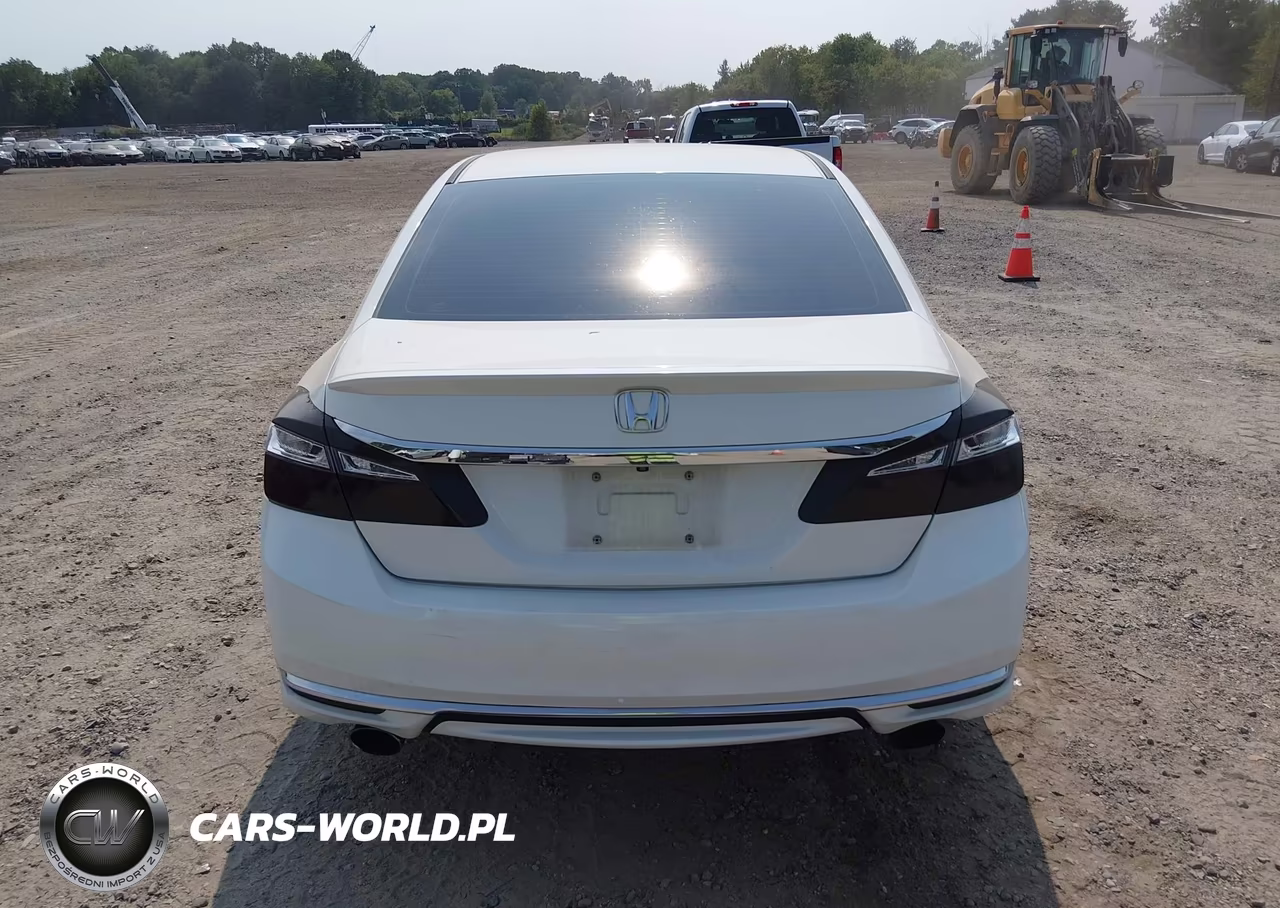 2017 Honda Accord Sport Se VIN:1HGCR2F1XHA294514 - 17