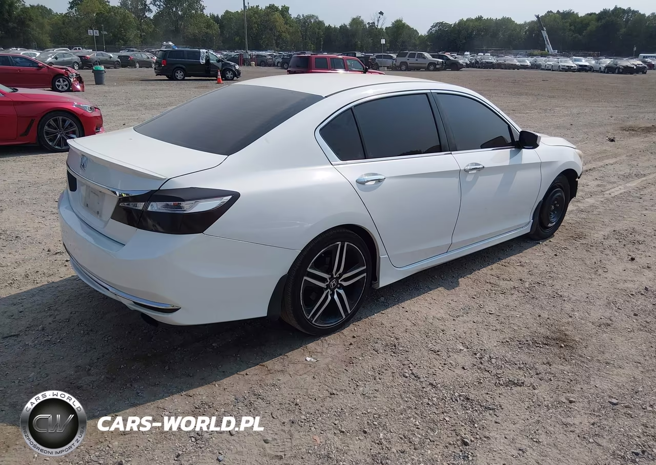 2017 Honda Accord Sport Se VIN:1HGCR2F1XHA294514 - 4