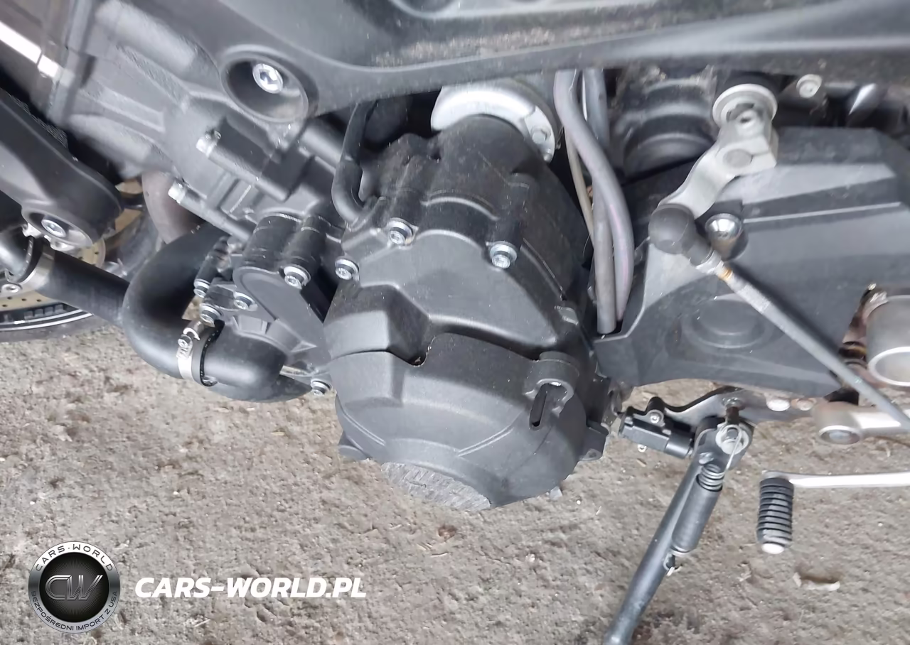 2016 Yamaha Fz09 VIN:JYARN33E2GA008893 - 9