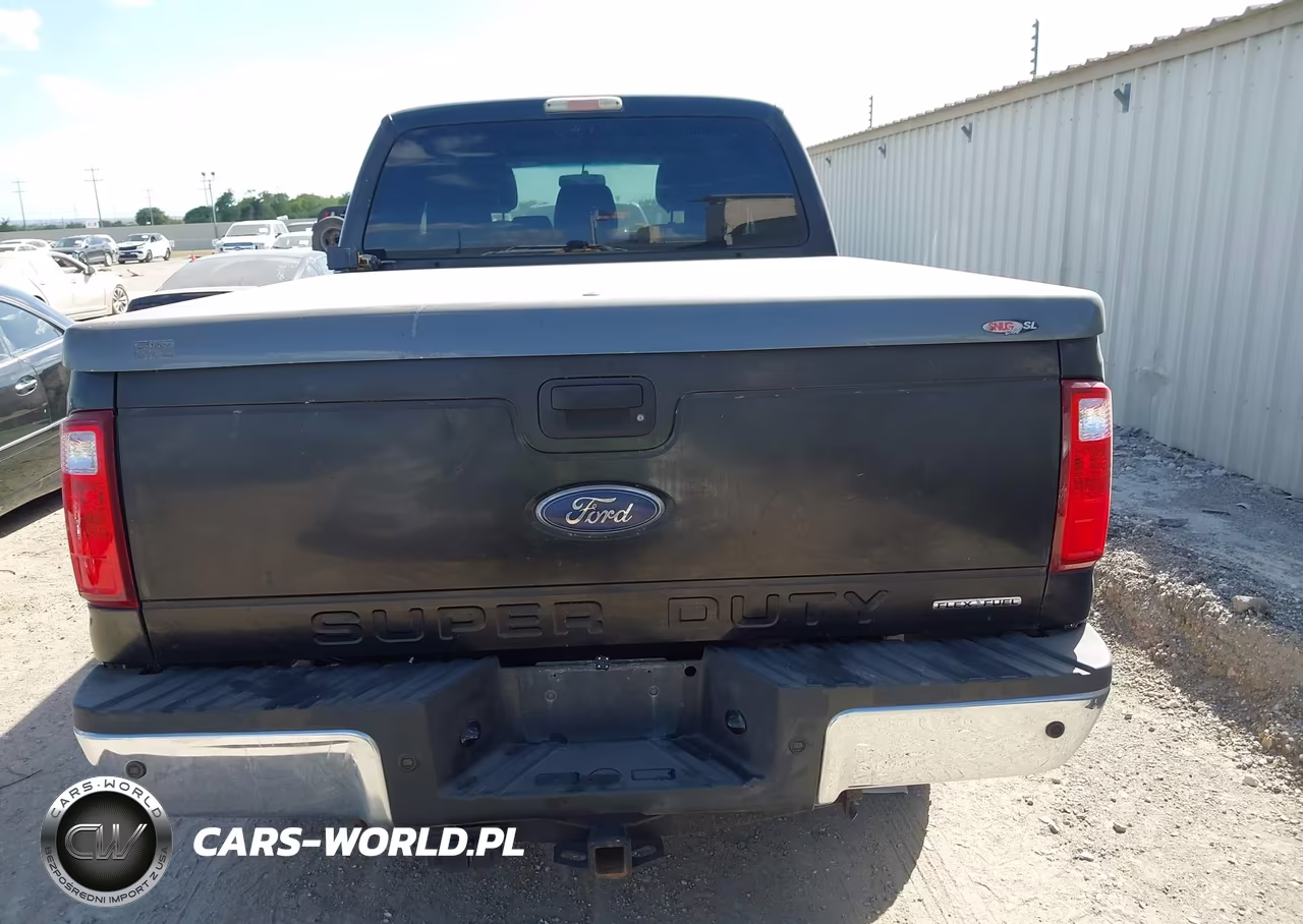 2015 FORD F-250 XLT VIN:1FT7W2B60FEB86726 - 16