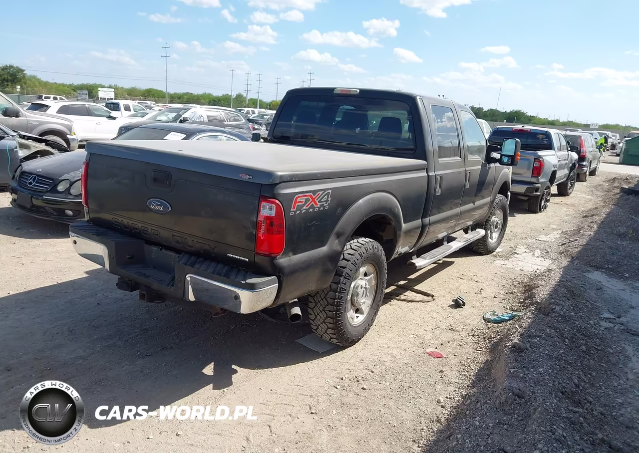 2015 FORD F-250 XLT VIN:1FT7W2B60FEB86726 - 4