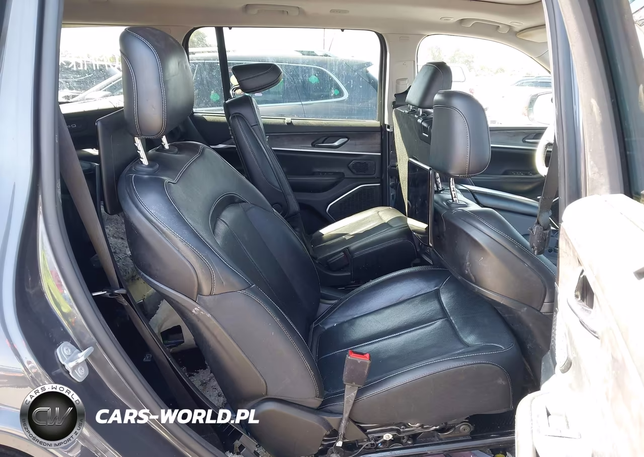 2023 Jeep Grand Cherokee L Limited 4X2 VIN:1C4RJJBG3P8703804 - 8