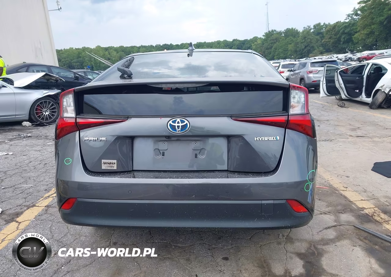 2020 Toyota Prius Le VIN:JTDKARFU4L3122044 - 16