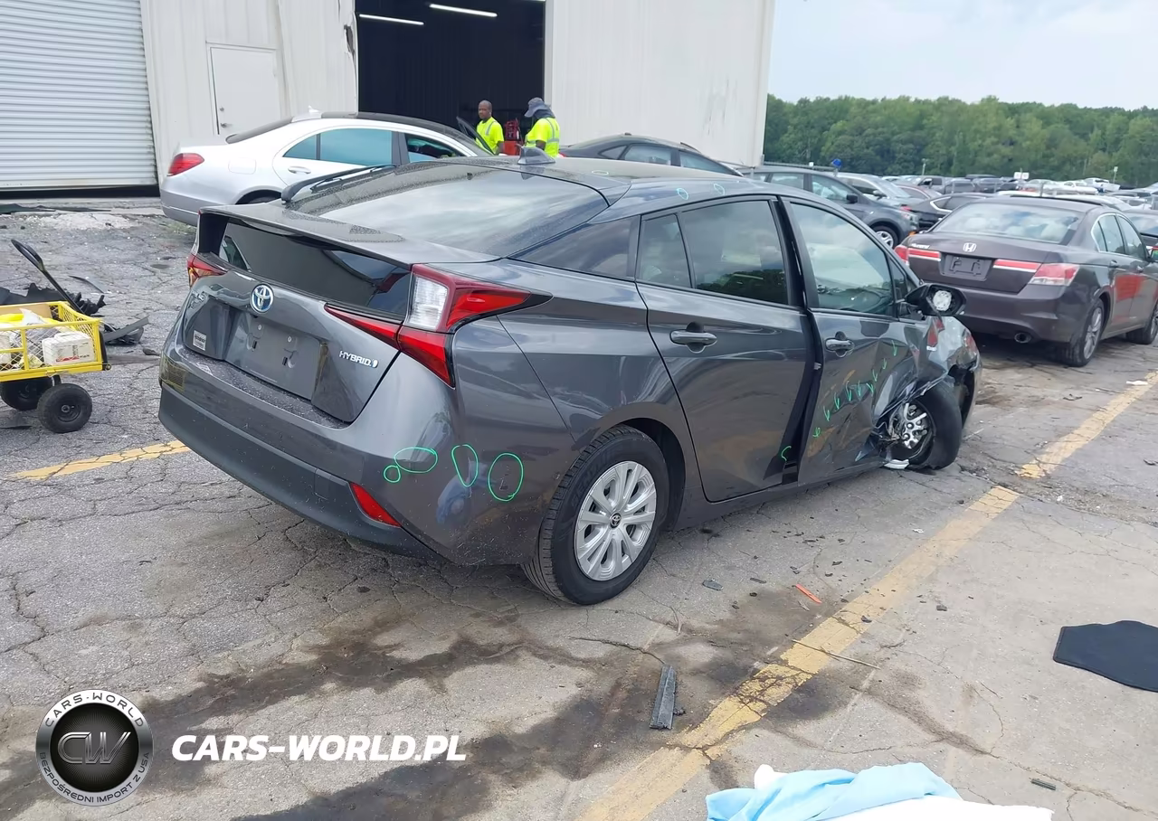 2020 Toyota Prius Le VIN:JTDKARFU4L3122044 - 4