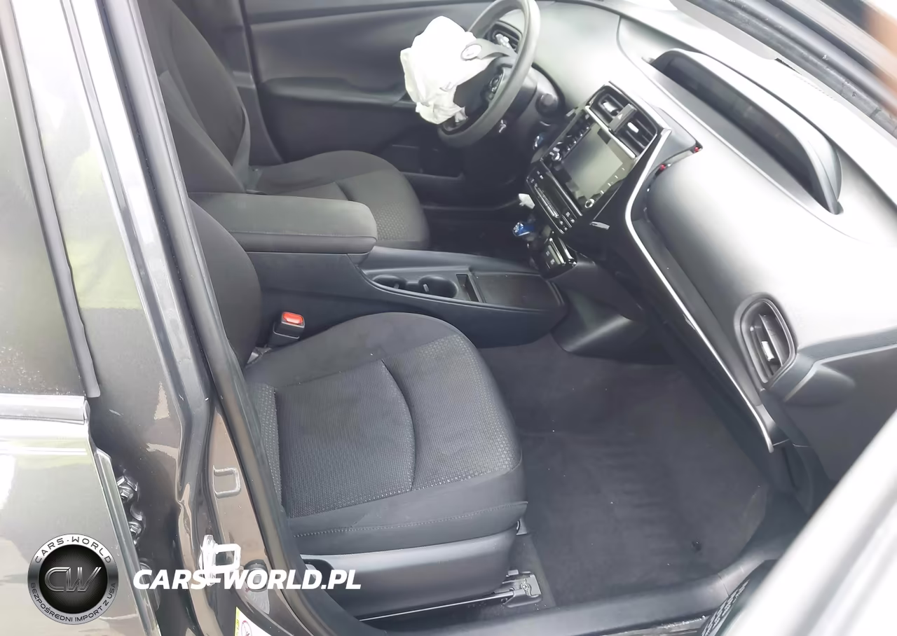 2020 Toyota Prius Le VIN:JTDKARFU4L3122044 - 5