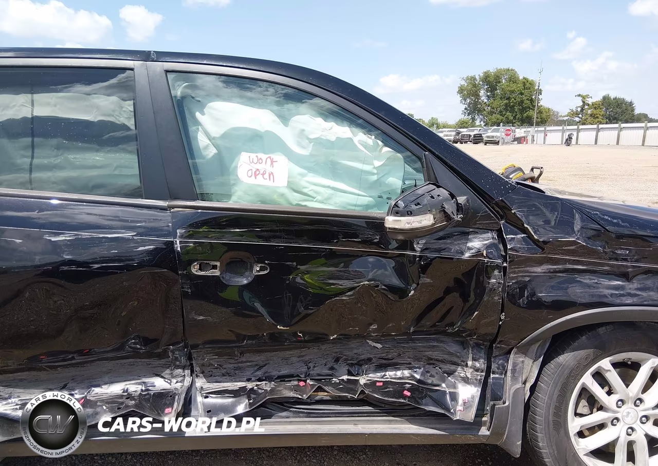 2015 Kia Sorento Lx VIN:5XYKT3A69FG593297 - 5