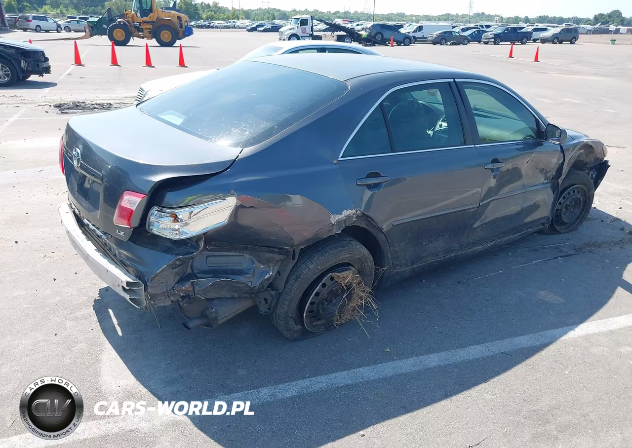 2007 Toyota Camry Le VIN:4T1BE46KX7U636238 - 4