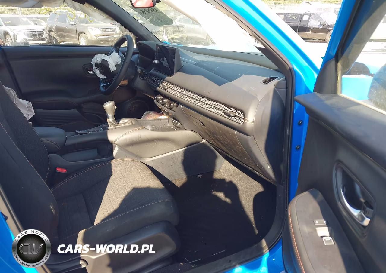 2026 Honda Hr-V Awd Sport VIN:3CZRZ2H56TM735294 - 5