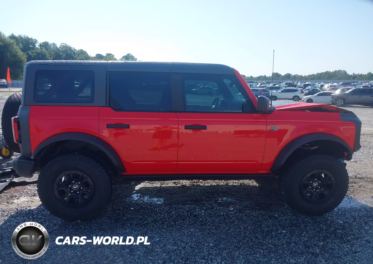 2022 Ford Bronco Wildtrak VIN:1FMEE5DPXNLB29456 - 13