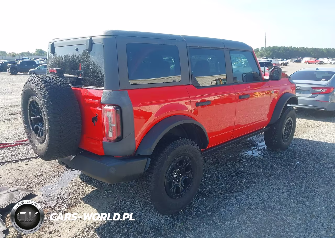 2022 Ford Bronco Wildtrak VIN:1FMEE5DPXNLB29456 - 4