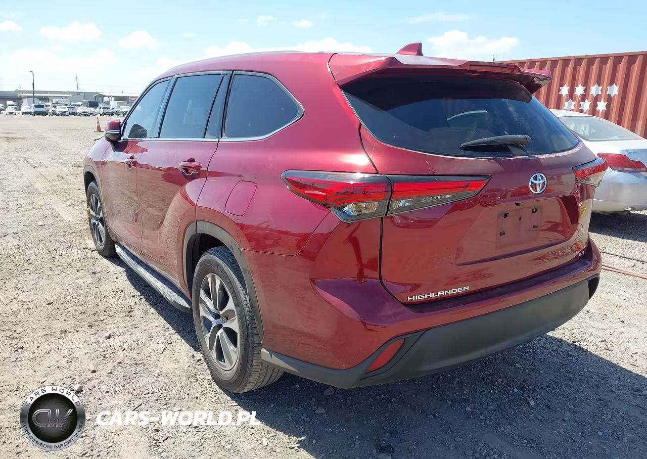 2022 Toyota Highlander Xle VIN:5TDGZRAH4NS125293 - 3