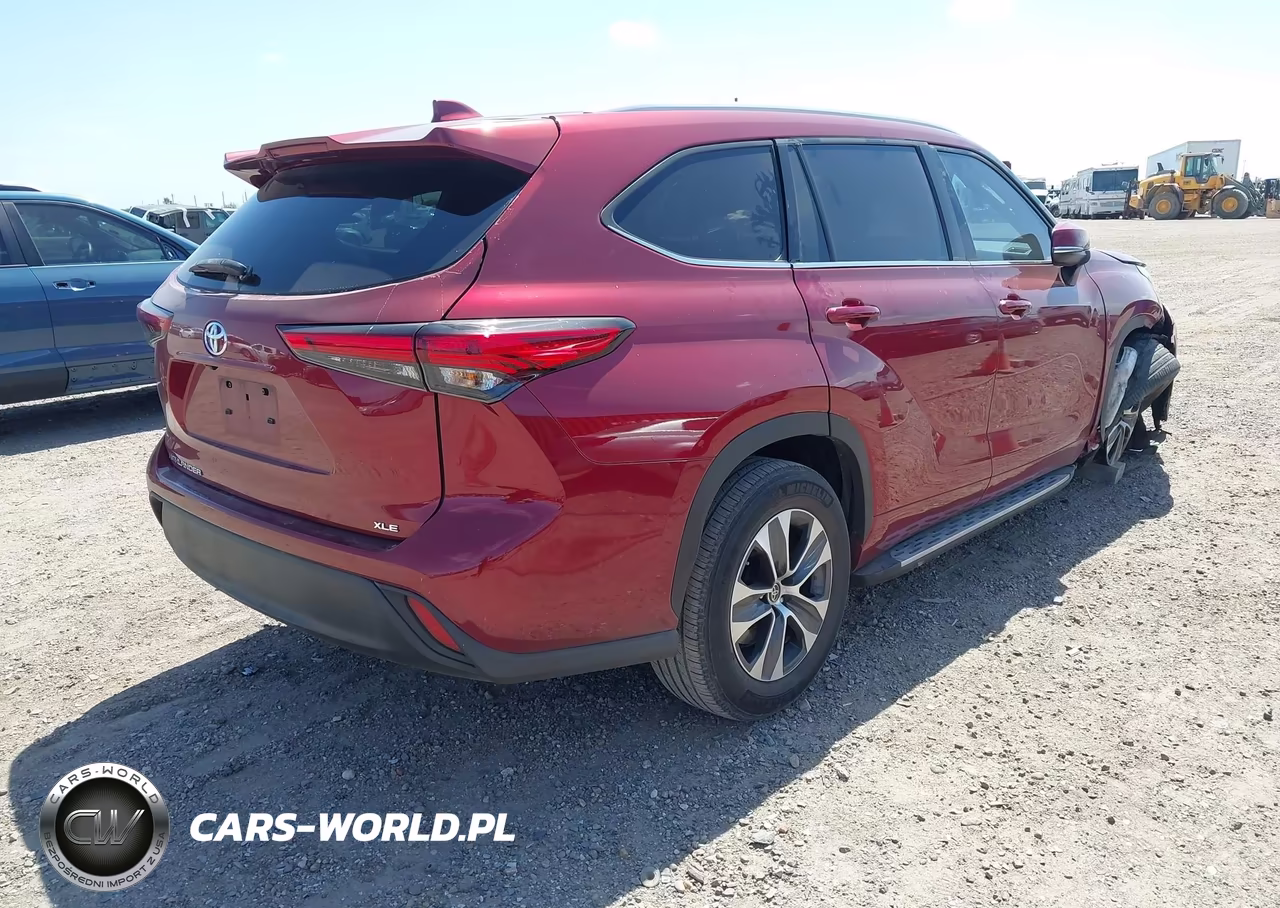 2022 Toyota Highlander Xle VIN:5TDGZRAH4NS125293 - 4