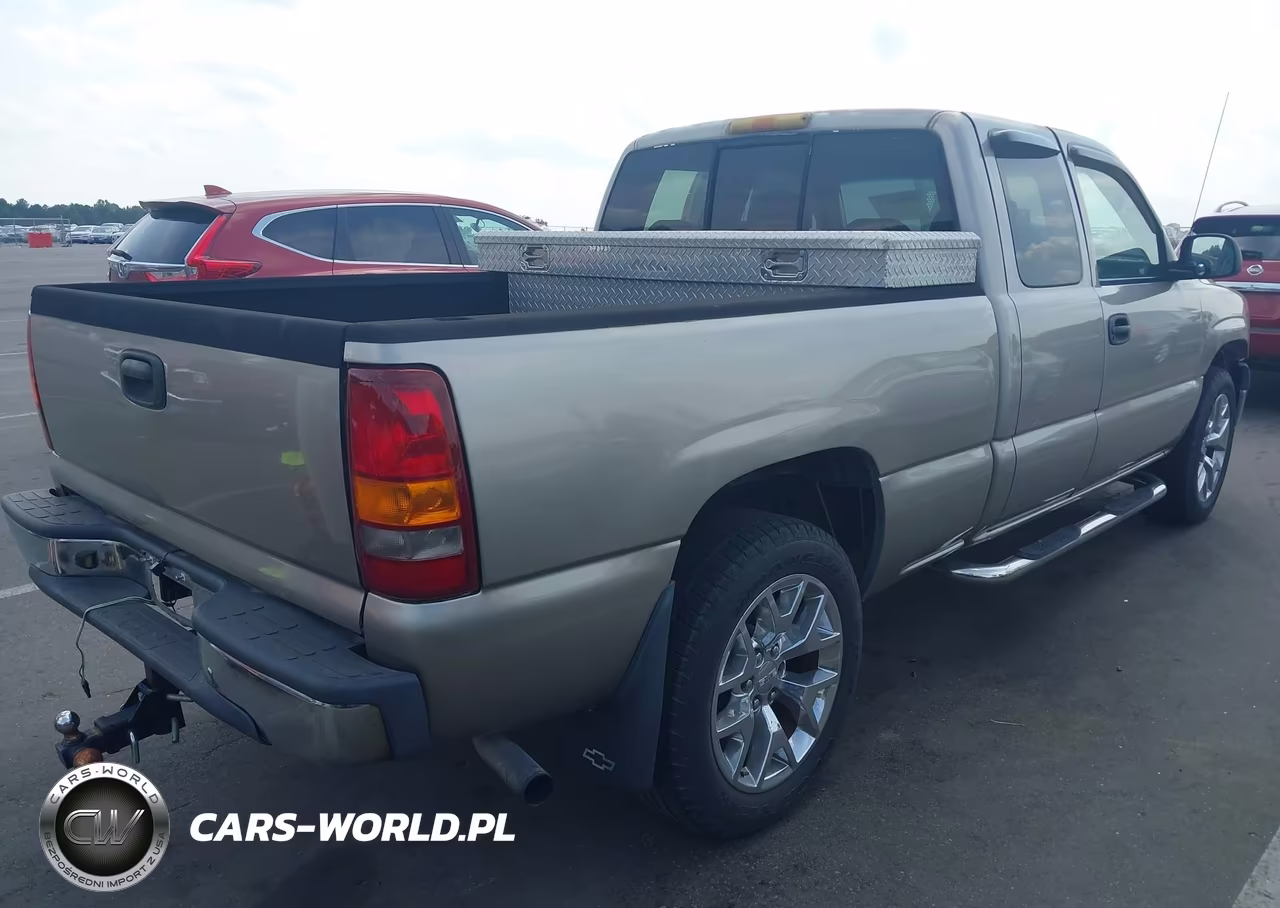 1999 Chevrolet Silverado 1500 VIN:2GCEC19W9X1264665 - 4