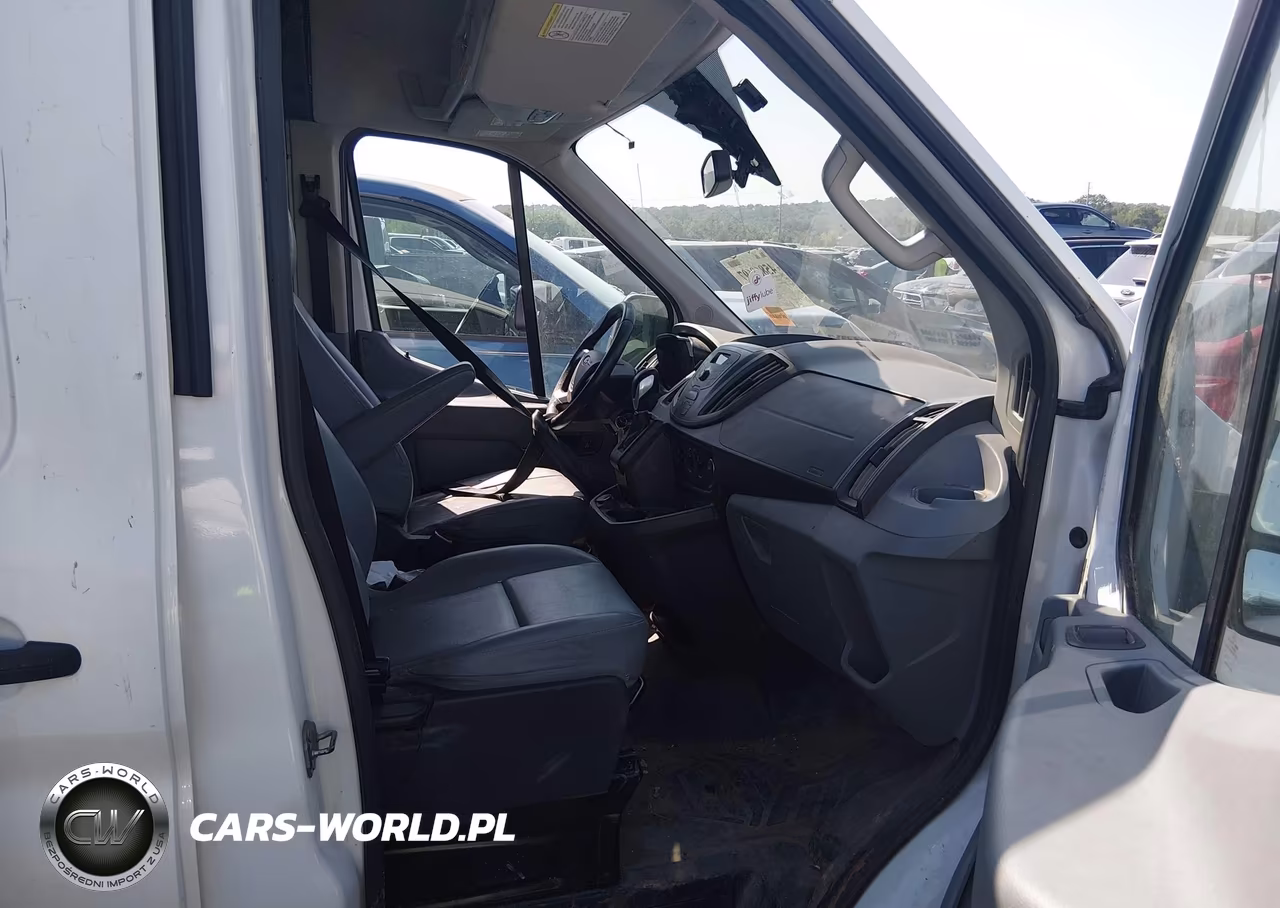 2017 Ford Transit-250 VIN:1FTYR2CG9HKA89323 - 5