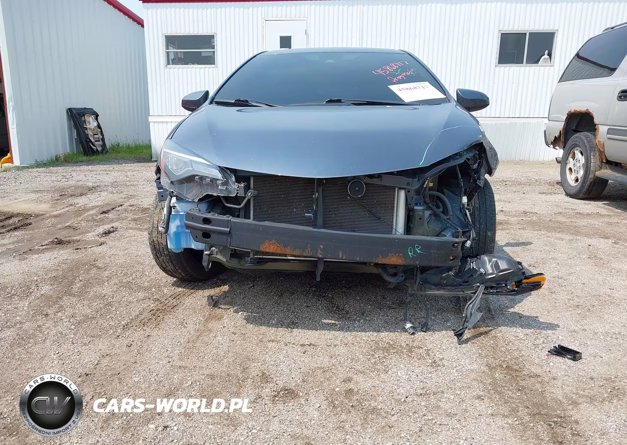 2018 Toyota Corolla Le VIN:2T1BURHE3JC100439 - 6