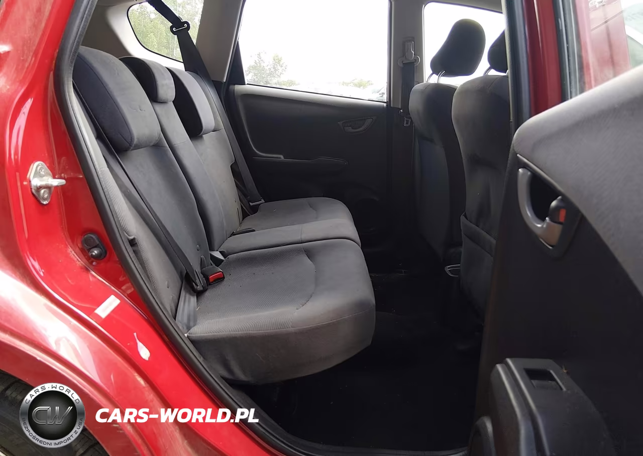 2012 Honda Fit VIN:JHMGE8H33CC037445 - 8