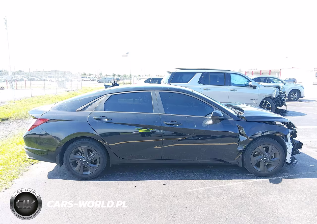 2022 Hyundai Elantra Sel VIN:KMHLM4AG6NU245336 - 13