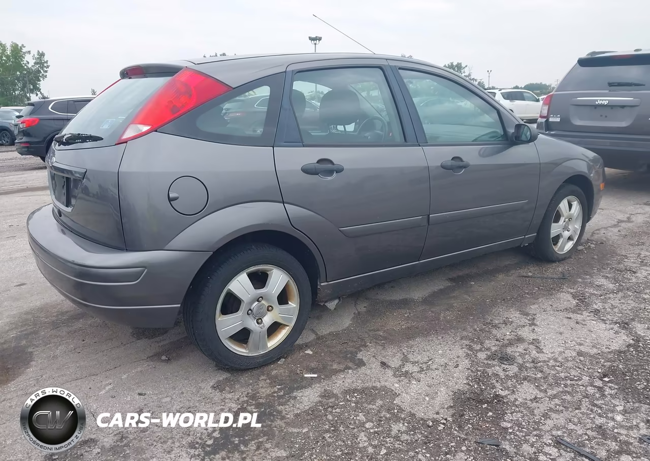 2007 Ford Focus S-Se-Ses VIN:1FAHP37N57W146196 - 4