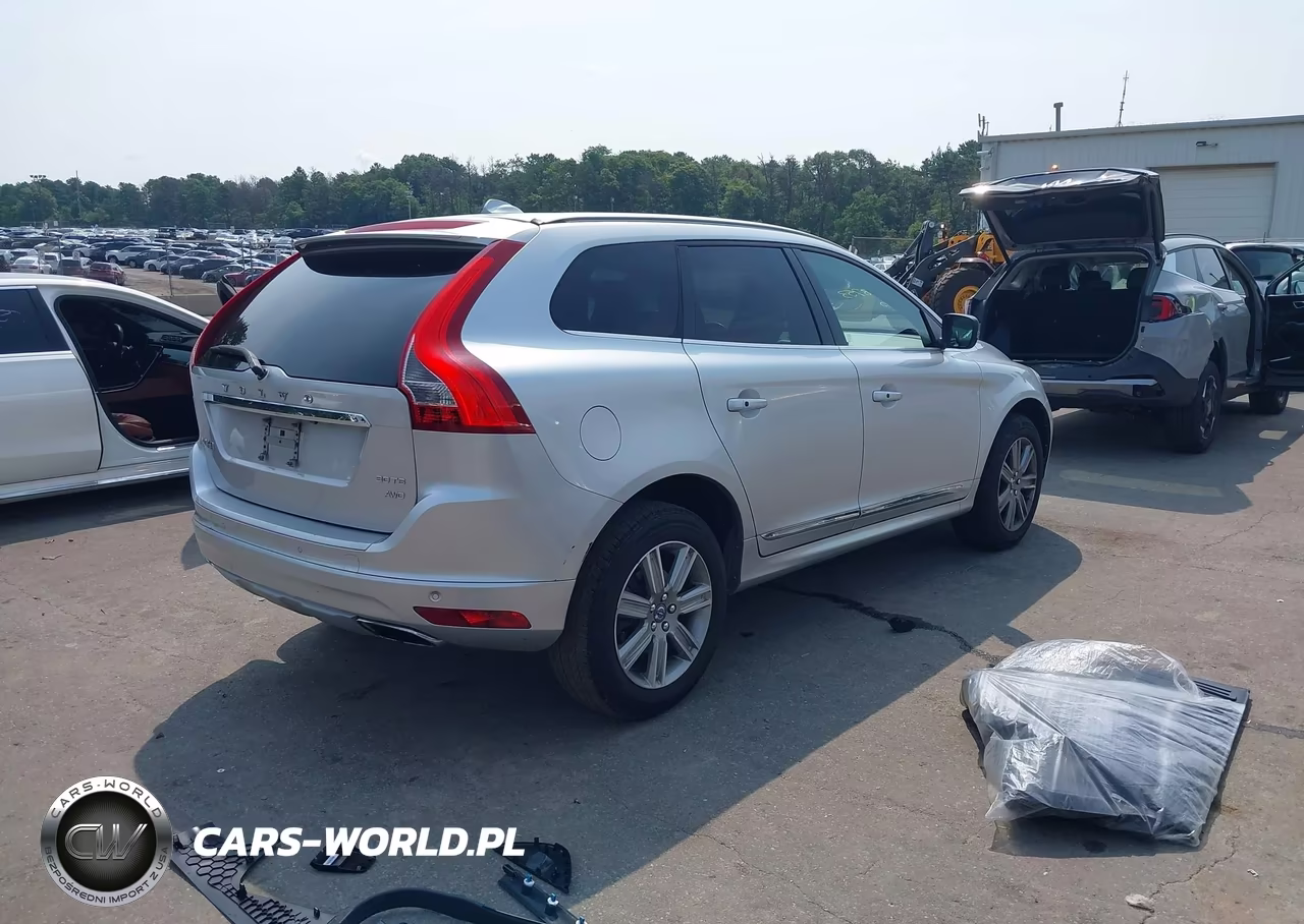 2016 Volvo Xc60 T6 Platinum VIN:YV4902RMXG2809249 - 4