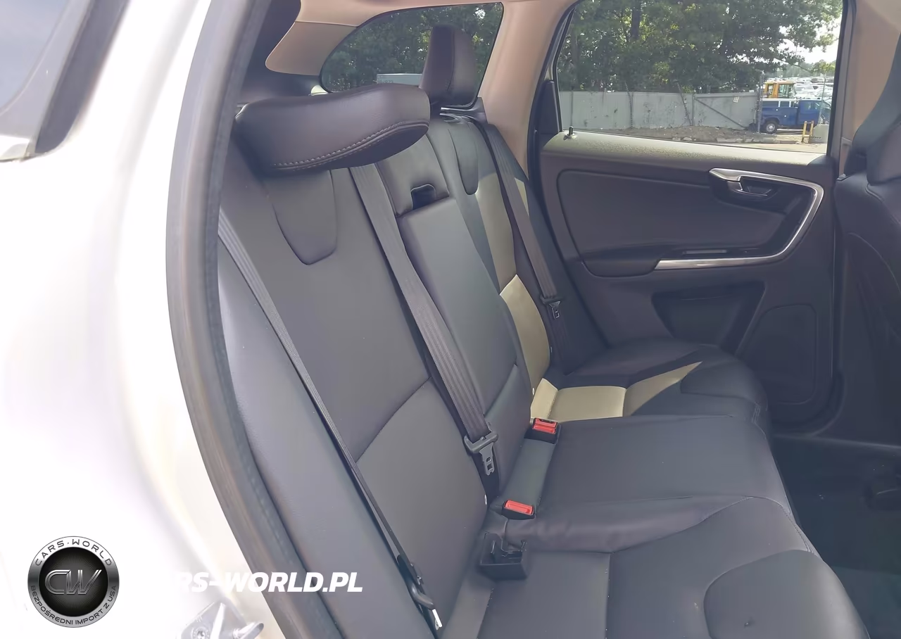 2016 Volvo Xc60 T6 Platinum VIN:YV4902RMXG2809249 - 8