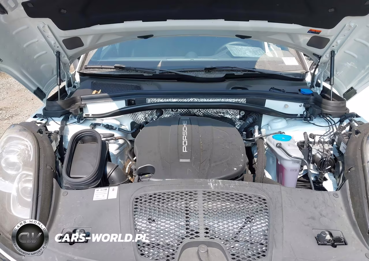 2018 Porsche Macan Sport Edition VIN:WP1AA2A5XJLB13721 - 10
