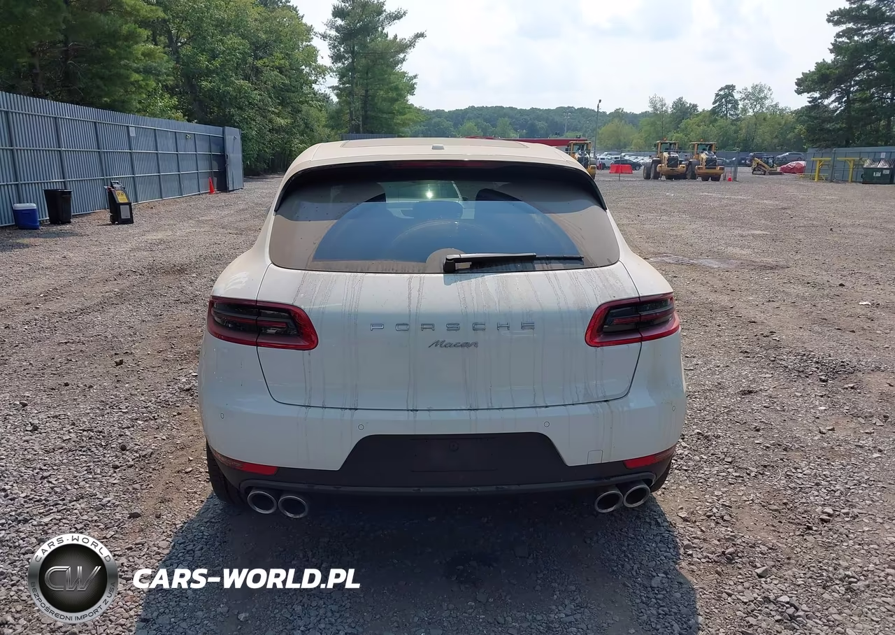 2018 Porsche Macan Sport Edition VIN:WP1AA2A5XJLB13721 - 16