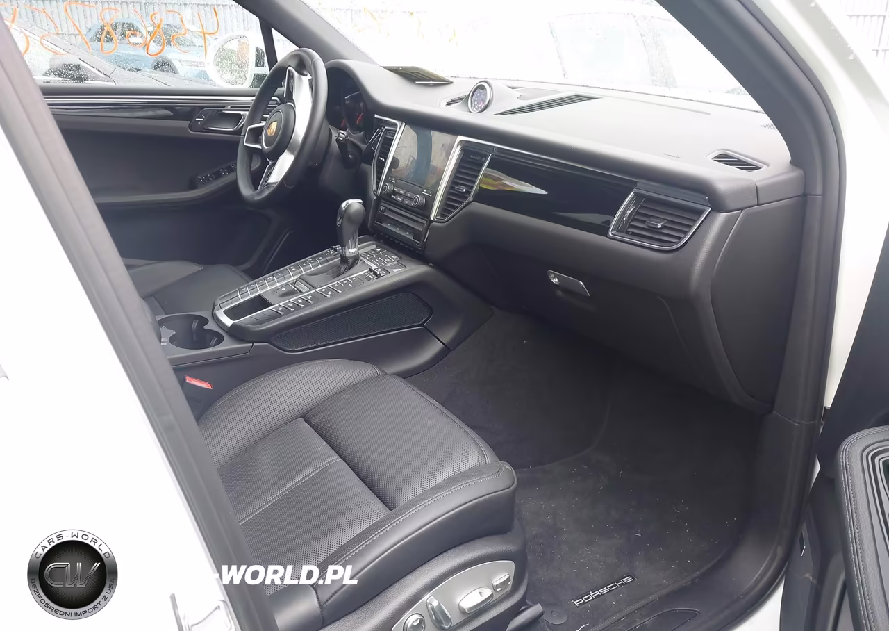 2018 Porsche Macan Sport Edition VIN:WP1AA2A5XJLB13721 - 5