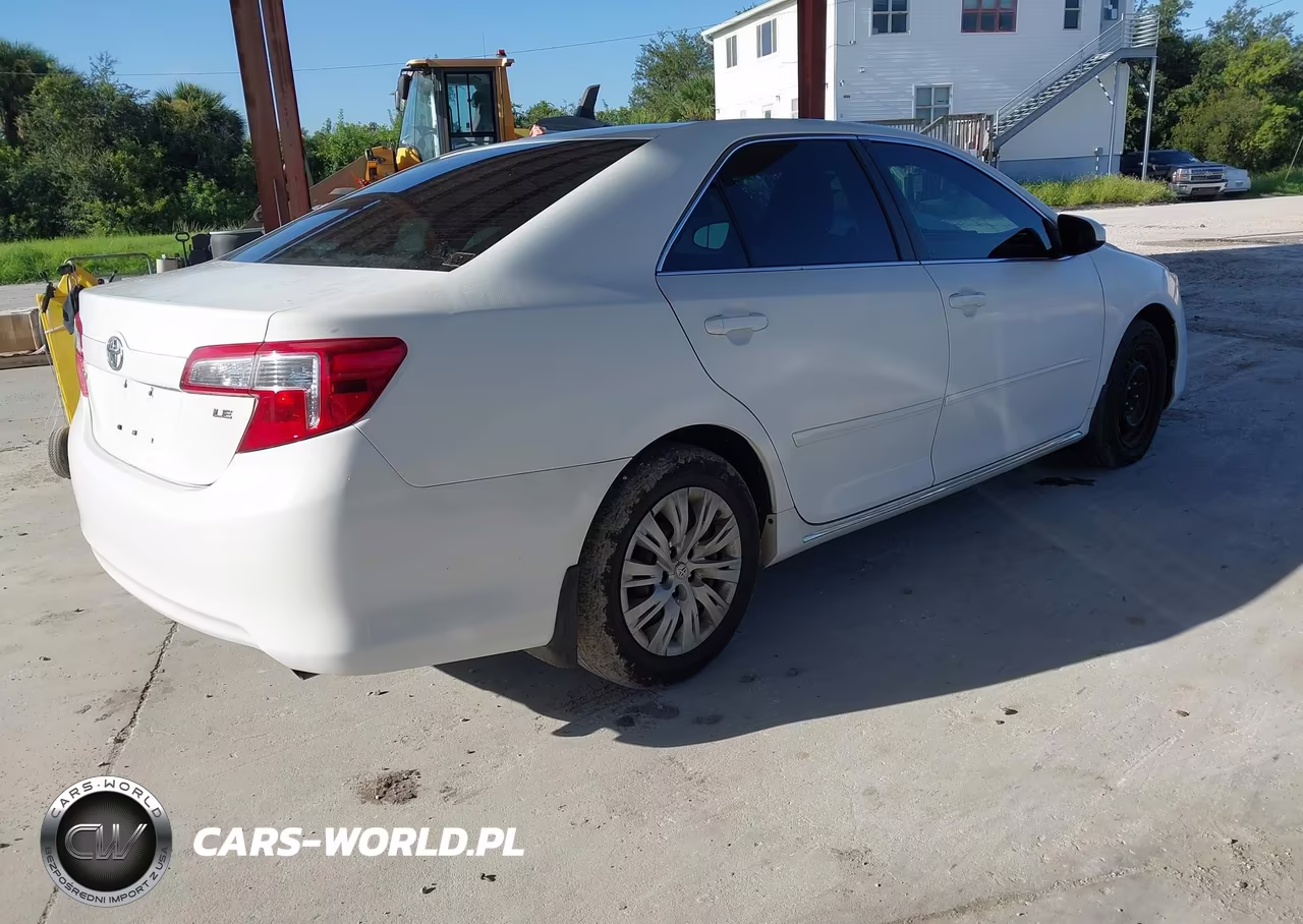 2012 Toyota Camry Le VIN:4T1BF1FK5CU551037 - 4