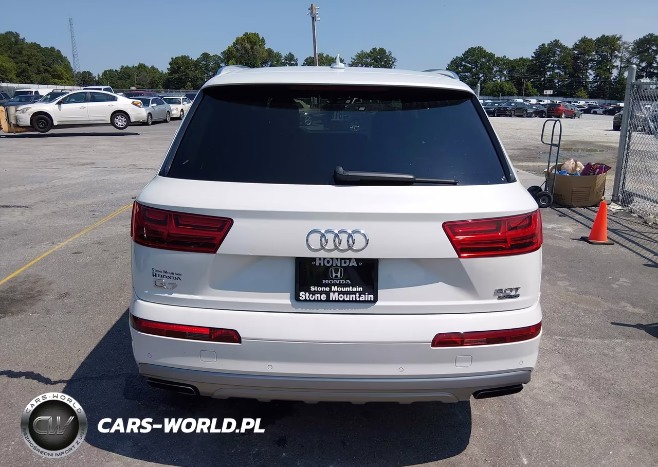 2017 Audi Q7 3.0T Premium VIN:WA1VAAF77HD029930 - 16