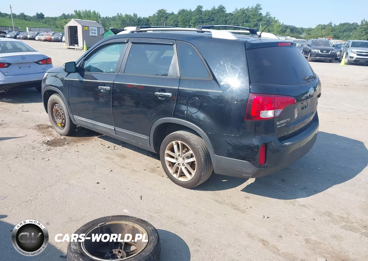 2014 Kia Sorento Lx VIN:5XYKT3A62EG430764 - 3