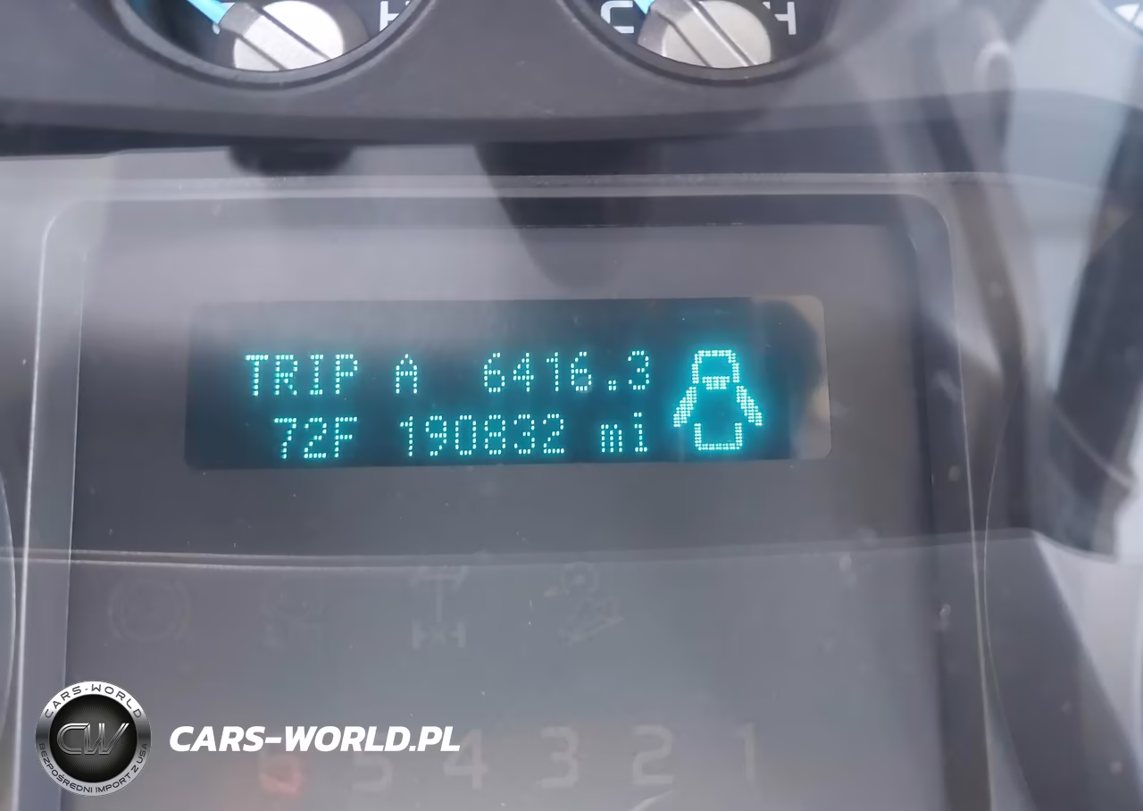 2011 Ford F-250 Xlt VIN:1FTBF2A60BEA10605 - 16
