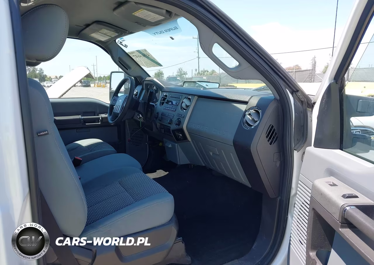 2011 Ford F-250 Xlt VIN:1FTBF2A60BEA10605 - 5