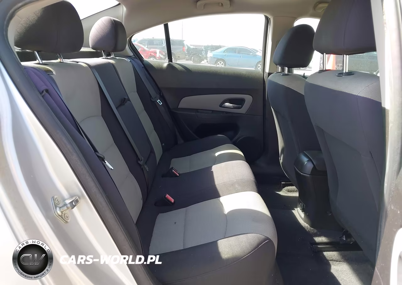 2012 Chevrolet Cruze Ls VIN:1G1PC5SH9C7303384 - 8