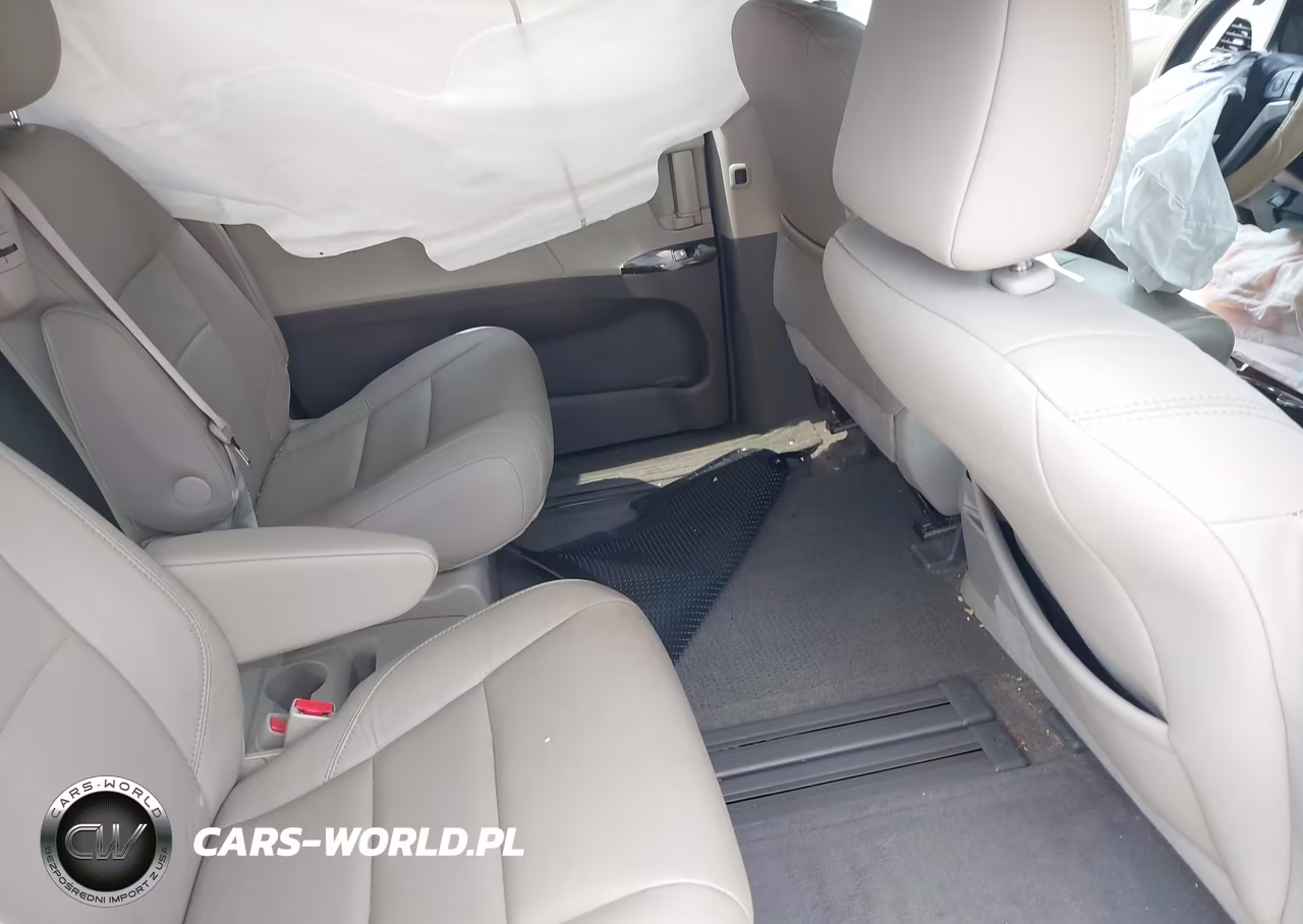 2015 Toyota Sienna Xle 8 Passenger VIN:5TDYK3DCXFS646154 - 8